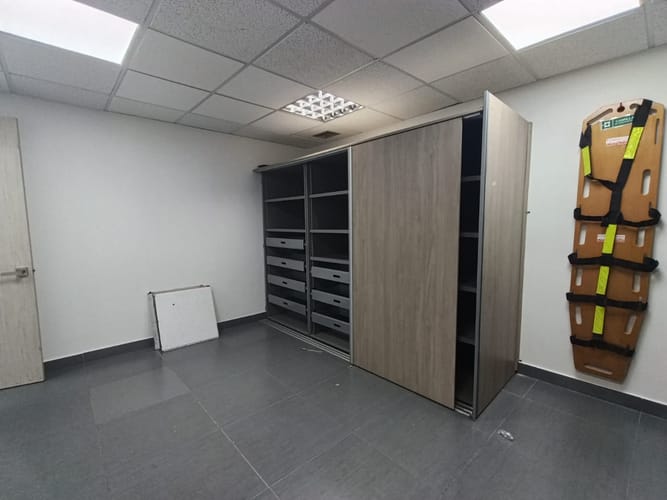 Oficina en arriendo en El Poblado, Medellín, 202 m² · foto 18 de 20