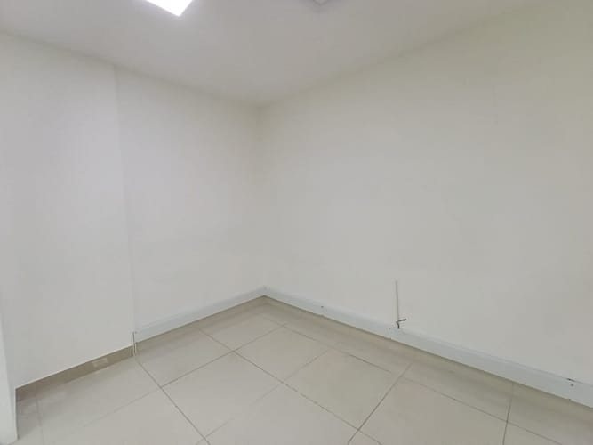 Oficina en arriendo en El Poblado, Medellín, 202 m² · foto 19 de 20