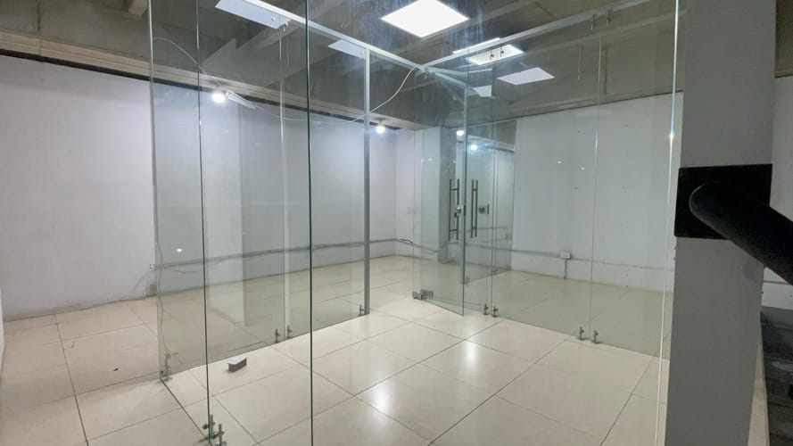Local en arriendo en Colombia, Medellín, 107 m² · foto 5 de 14