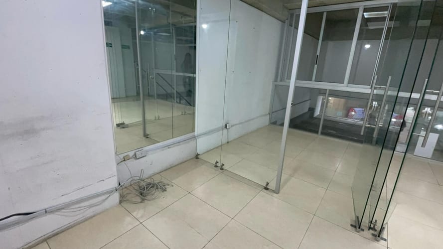 Local en arriendo en Colombia, Medellín, 107 m² · foto 7 de 14