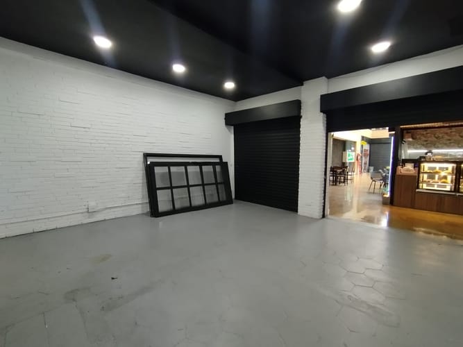 Local en arriendo en El Poblado, Medellín, 35 m² · foto 2 de 9