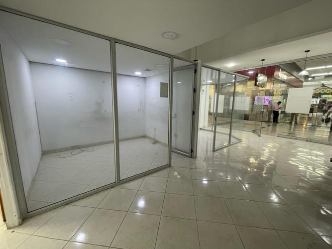 Local en arriendo en Colombia, Medellín, 107 m² · foto 14 de 14