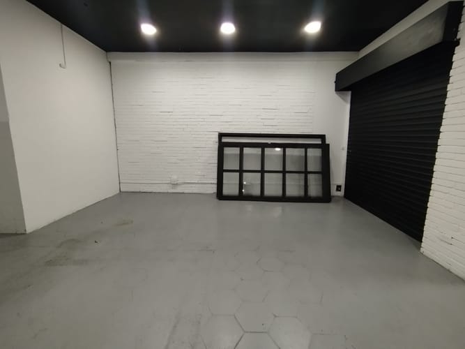Local en arriendo en El Poblado, Medellín, 35 m² · foto 3 de 9