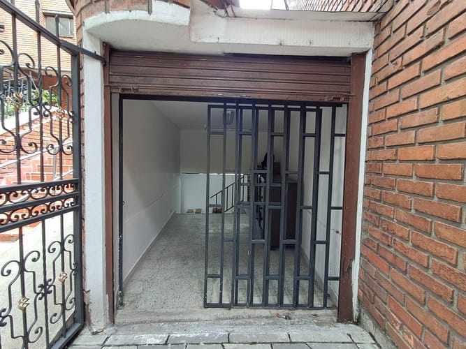 Local en arriendo en La Candelaria, Medellín, 33 m² · foto 6 de 10