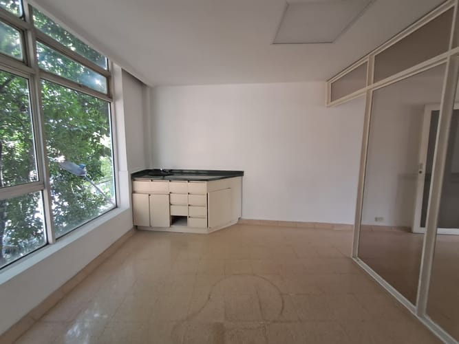 Oficina en arriendo en Laureles, Medellín, 31 m² · foto 11 de 20