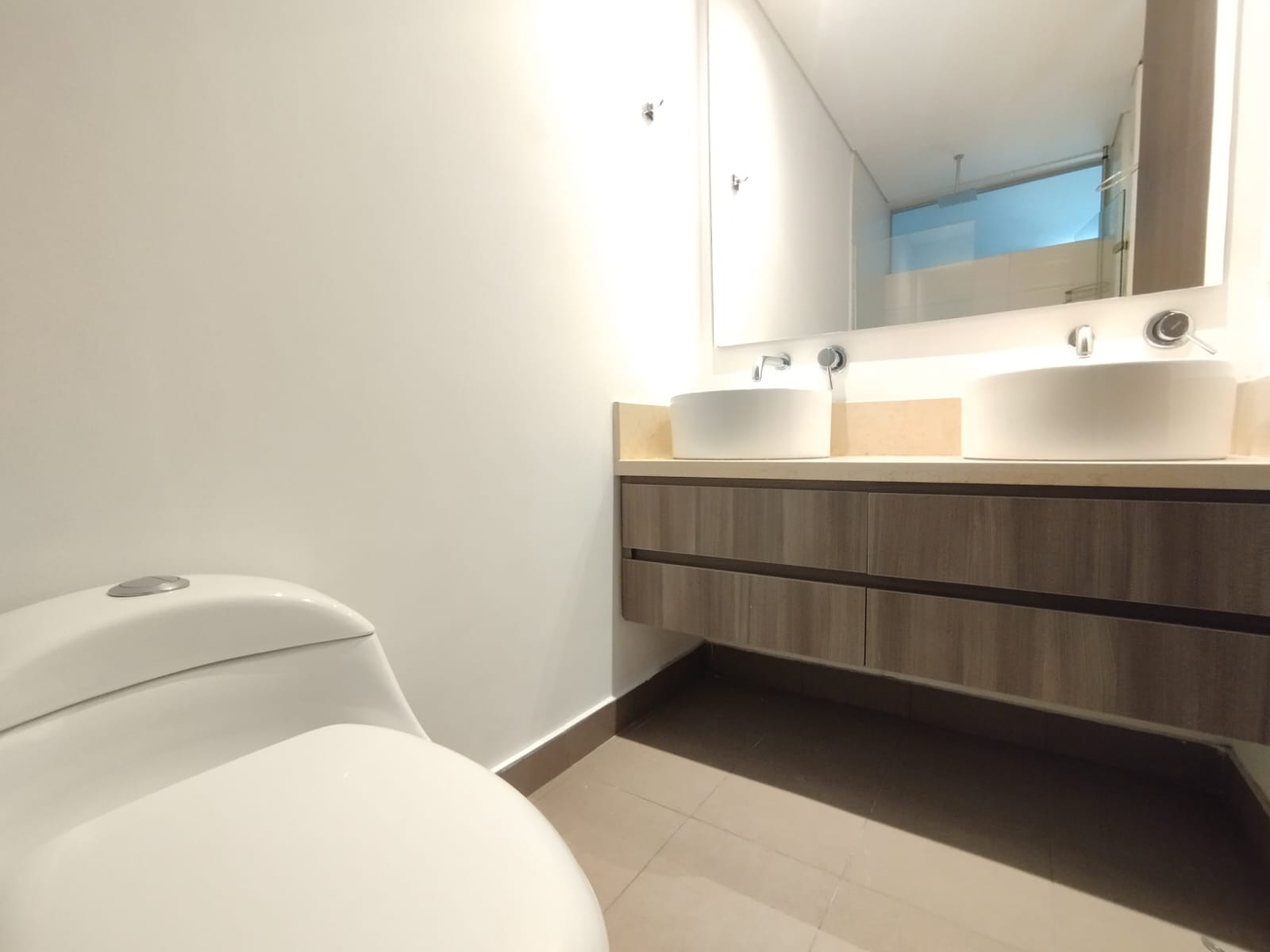 Apartamento en arriendo en El Poblado, Medellín · foto 11 de 16