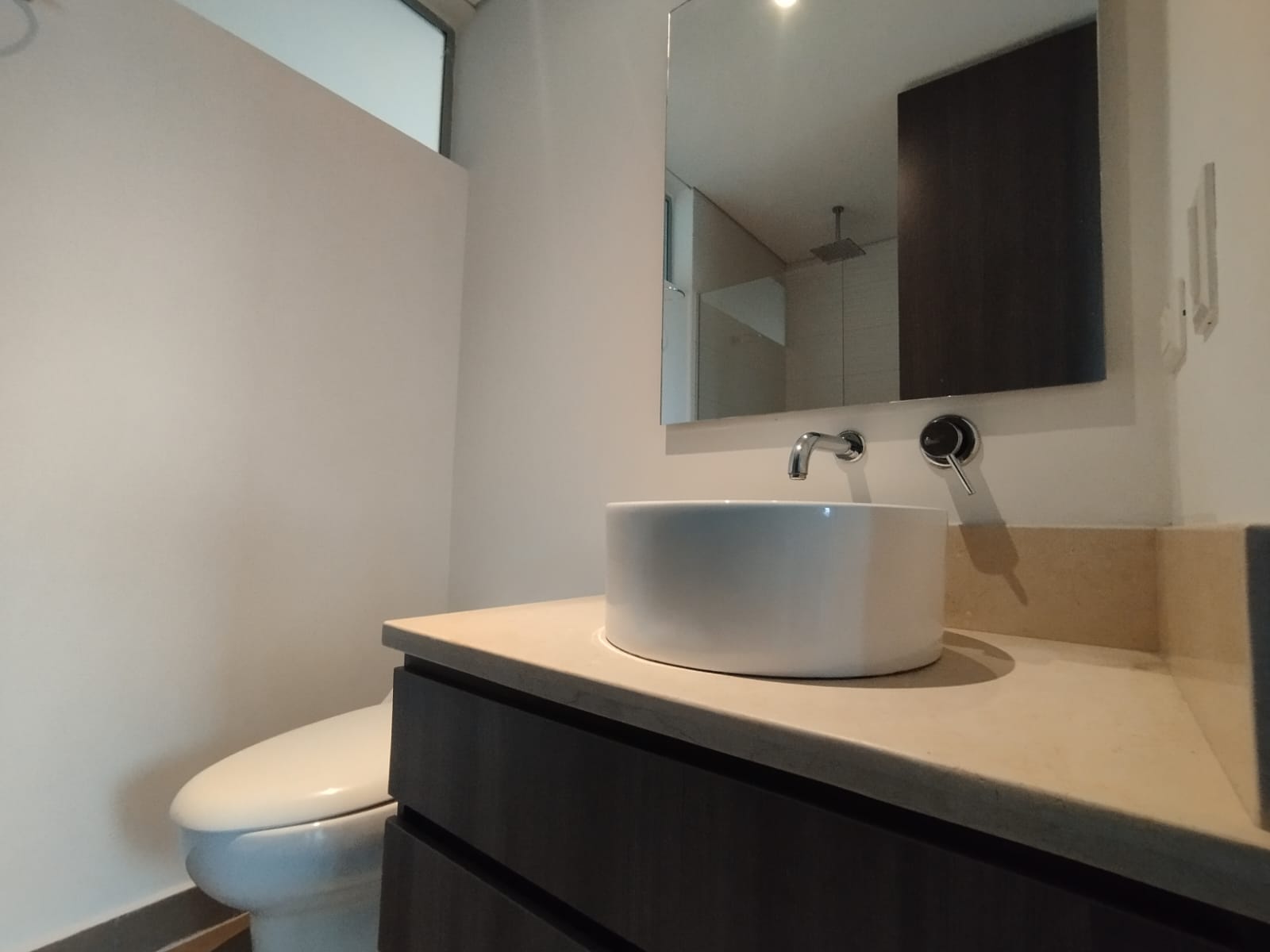 Apartamento en arriendo en El Poblado, Medellín · foto 12 de 16