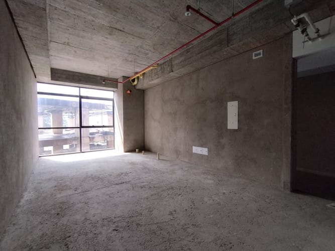 Oficina en arriendo en El Poblado, Medellín, 105 m² · foto 5 de 9