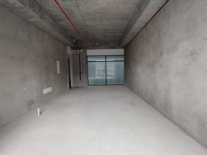 Oficina en arriendo en El Poblado, Medellín, 105 m² · foto 8 de 9