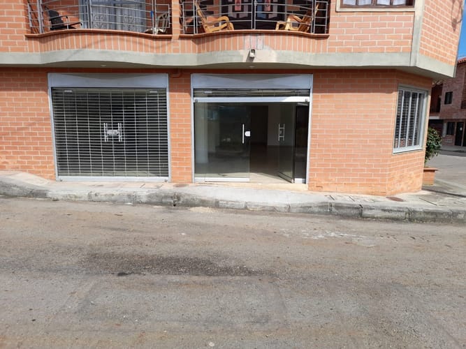 Local en arriendo en El Carmen De Viboral, El Carmen de Viboral, 157 m² · foto 7 de 8