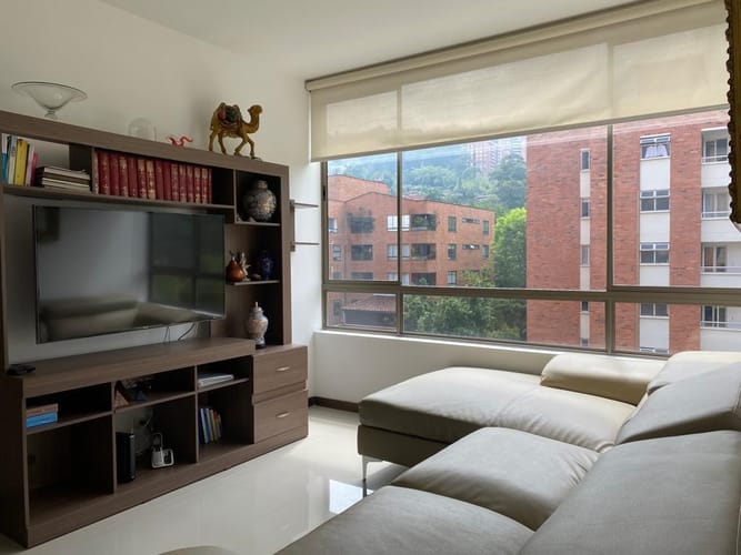 Apartamento de 3 alcobas en arriendo en El Poblado, Medellín, 150 m² · foto 10 de 12