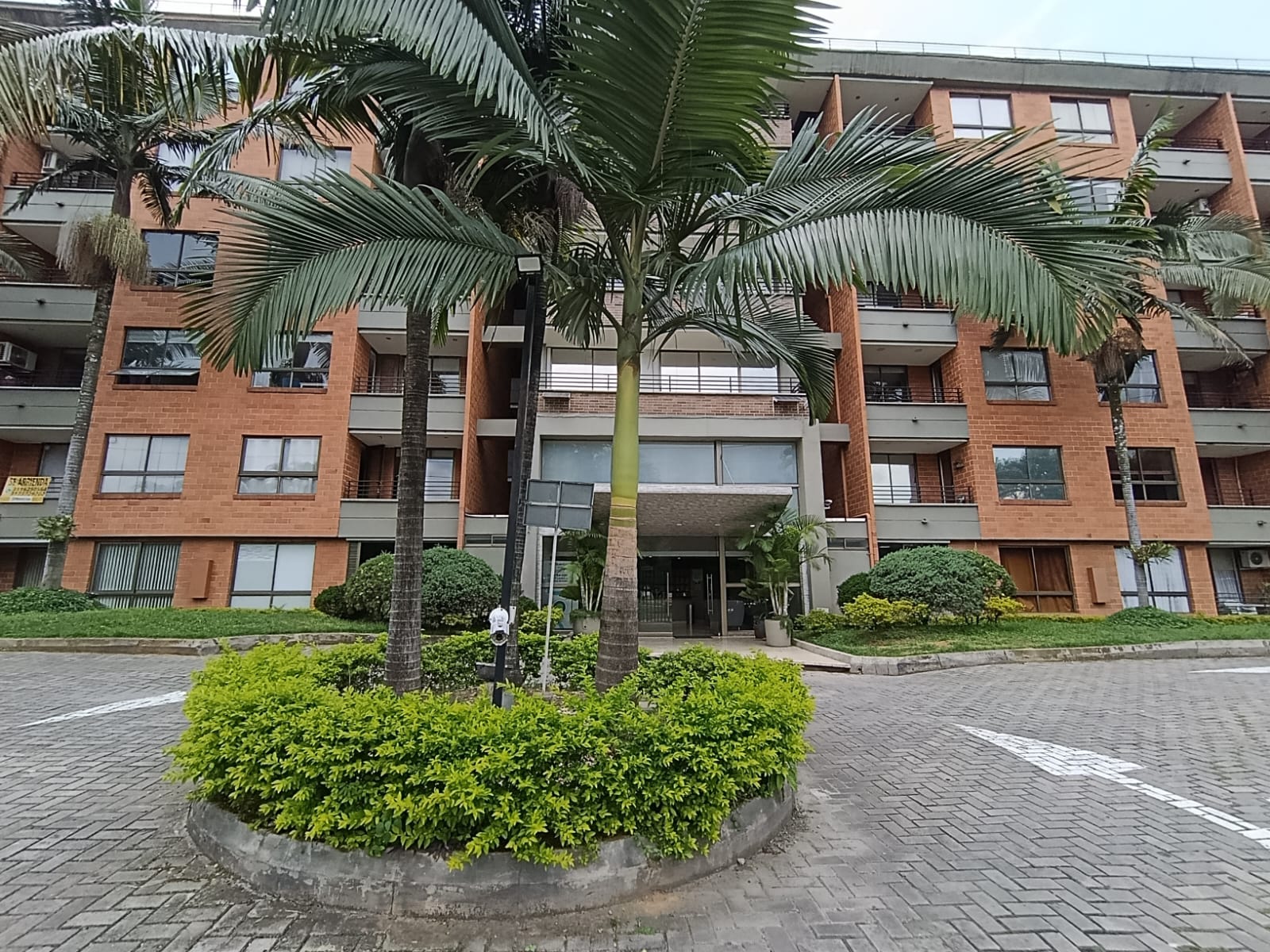 Apartamento en arriendo en Laureles, Medellín · foto 11 de 16