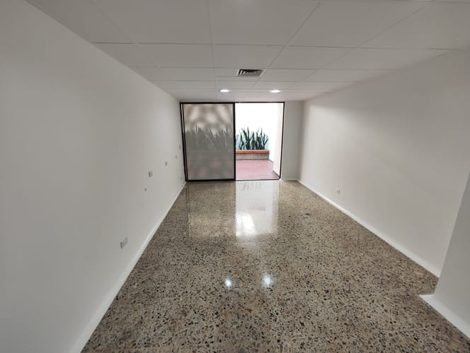 Local en arriendo en Laureles, Medellín, 100 m² · foto 7 de 14
