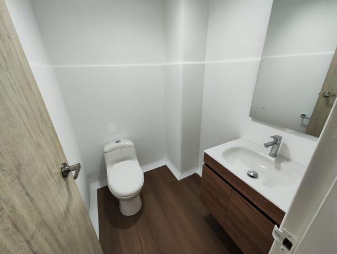 Local en arriendo en Laureles, Medellín, 100 m² · foto 8 de 14
