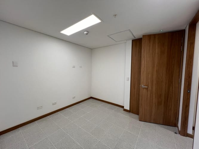 Consultorio en arriendo en Laureles, Medellín, 60 m² · foto 4 de 9