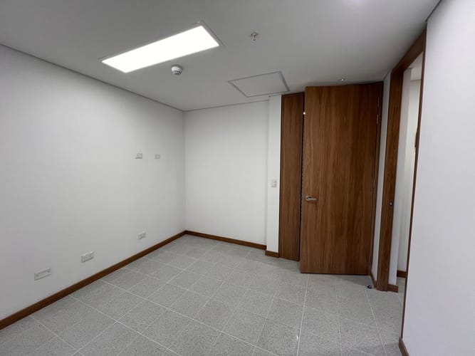 Consultorio en arriendo en Laureles, Medellín, 60 m² · foto 6 de 9
