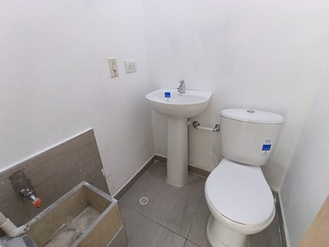 Local en arriendo en Laureles, Medellín, 46 m² · foto 7 de 12