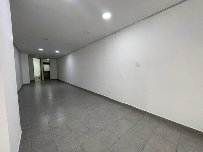 Local en arriendo en Granada, Medellín, 38 m² · foto 5 de 13