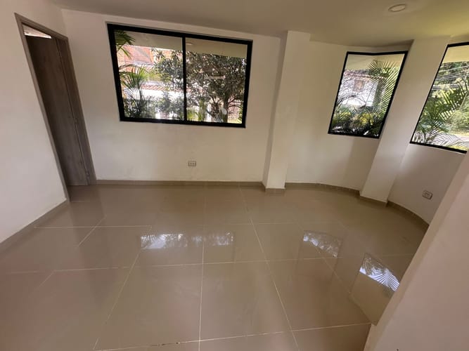 Local en arriendo en Belén, Medellín, 18 m² · foto 3 de 6