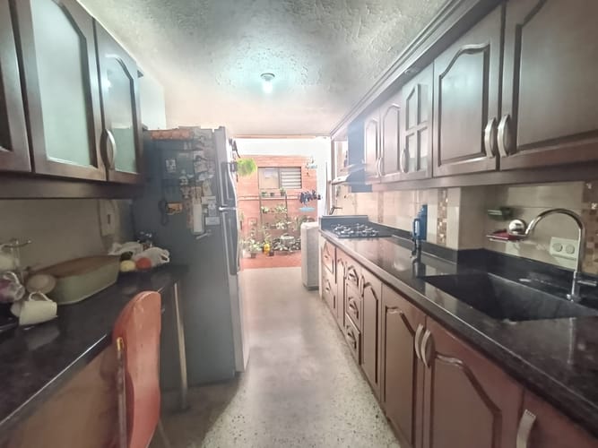 Apartamento de 4 alcobas en arriendo en Laureles, Medellín, 178 m² · foto 13 de 20