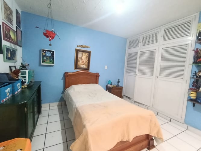 Apartamento de 4 alcobas en arriendo en Laureles, Medellín, 178 m² · foto 15 de 20