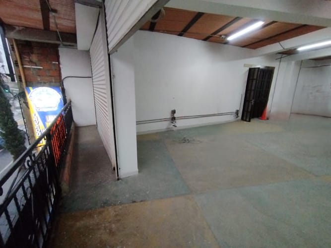 Local en arriendo en Manchester, Bello, 140 m² · foto 3 de 10