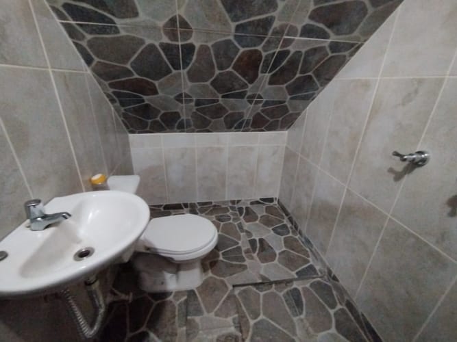 Local en arriendo en Manchester, Bello, 140 m² · foto 9 de 10
