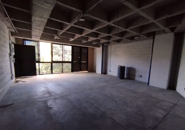 Bodega en arriendo en Trinidad, Medellín, 90 m² · foto 5 de 10
