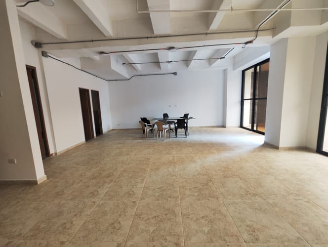 Local en arriendo en Laureles, Medellín, 90 m² · foto 2 de 8