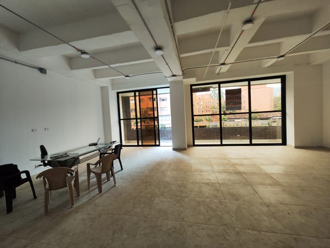 Local en arriendo en Laureles, Medellín, 90 m² · foto 3 de 8