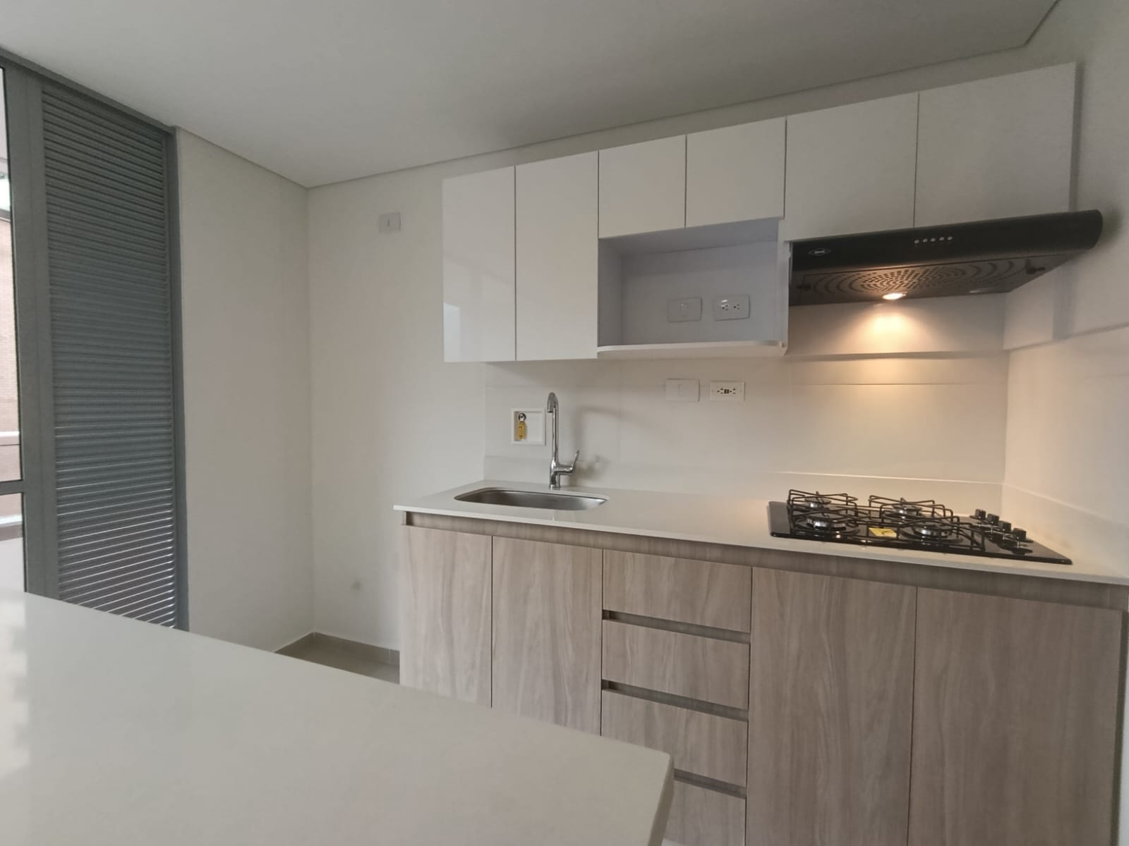Apartamento en arriendo en Loma De La Doctora, Sabaneta · foto 2 de 20