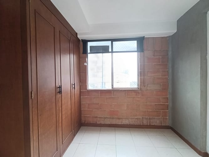 Apartamento de 3 alcobas en arriendo en El Poblado, Medellín, 64 m² · foto 5 de 13
