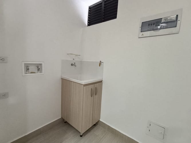 Apartamento de 2 alcobas en arriendo en El Retiro, 85 m² · foto 11 de 12