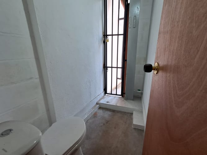 Bodega en arriendo en Laureles, Medellín, 290 m² · foto 9 de 18