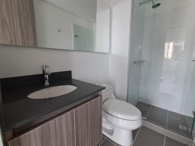 Apartamento de 2 alcobas en arriendo en San Diego, Medellín, 65 m² · foto 12 de 20