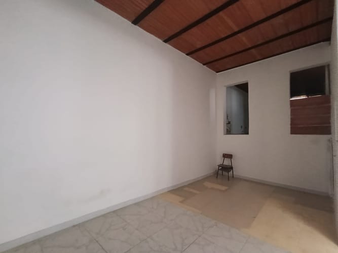 Bodega en arriendo en Bombona No.1, Medellín, 300 m² · foto 17 de 20