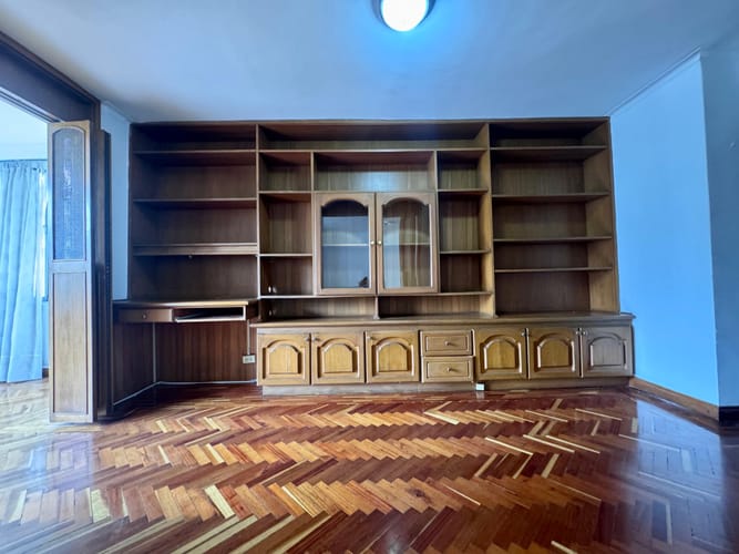 Apartamento de 3 alcobas en arriendo en El Poblado, Medellín, 200 m² · foto 3 de 13
