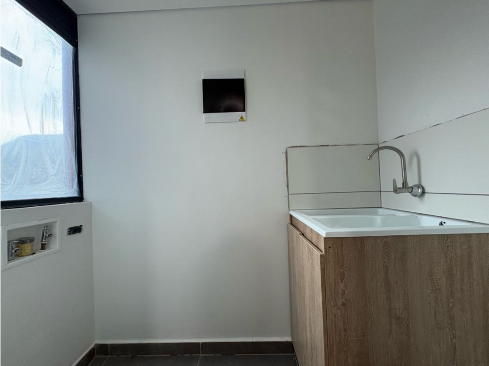Apartamento en venta en Las Palmas, Medellín · foto 3 de 11