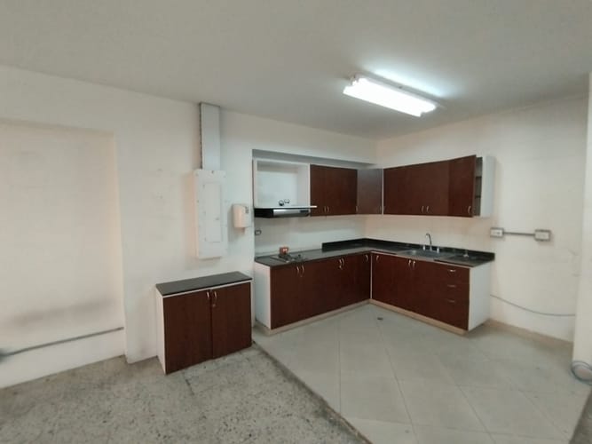 Local en arriendo en Laureles, Medellín, 345 m² · foto 11 de 18