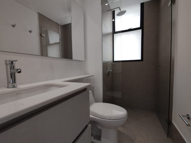Apartamento de 2 alcobas en arriendo en El Poblado, Medellín, 95 m² · foto 18 de 20
