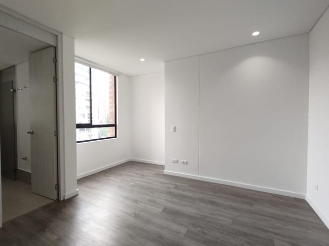 Apartamento de 2 alcobas en arriendo en El Poblado, Medellín, 95 m² · foto 19 de 20