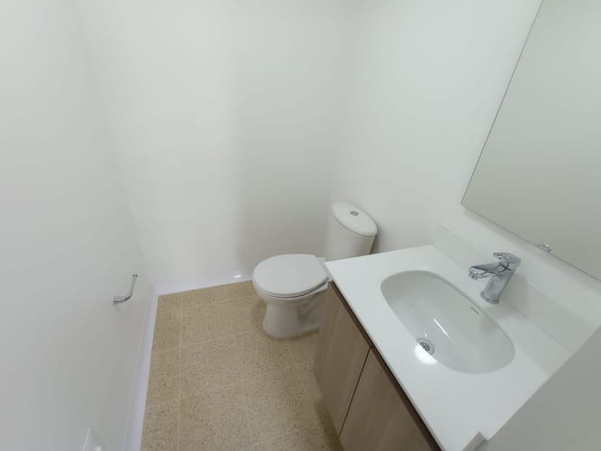 Consultorio en arriendo en El Poblado, Medellín, 35 m² · foto 5 de 12