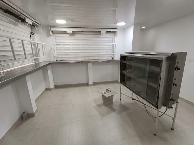 Local en arriendo en Estadio, Medellín, 60 m² · foto 3 de 9