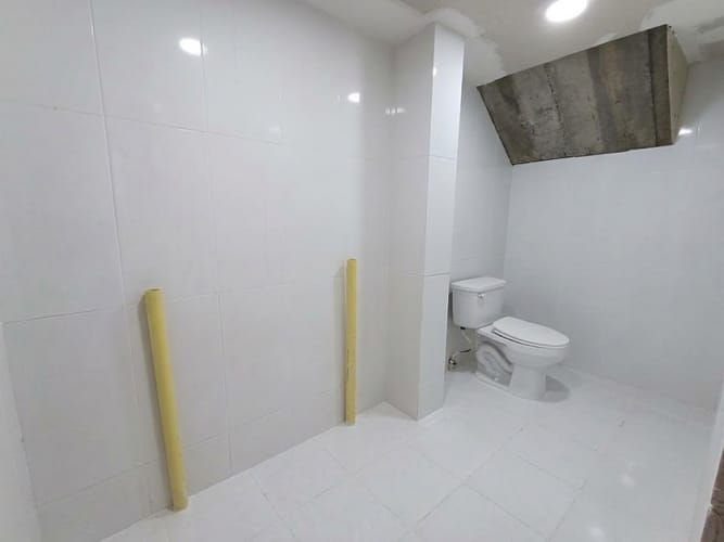 Local en arriendo en Estadio, Medellín, 60 m² · foto 8 de 9