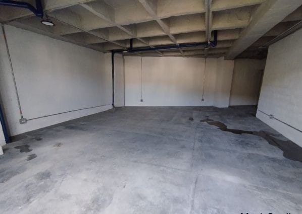 Bodega en arriendo en Trinidad, Medellín, 90 m² · foto 2 de 8