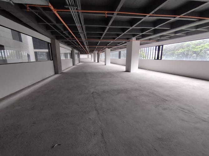 Oficina en arriendo en Cristo Rey, Medellín, 809 m² · foto 4 de 10