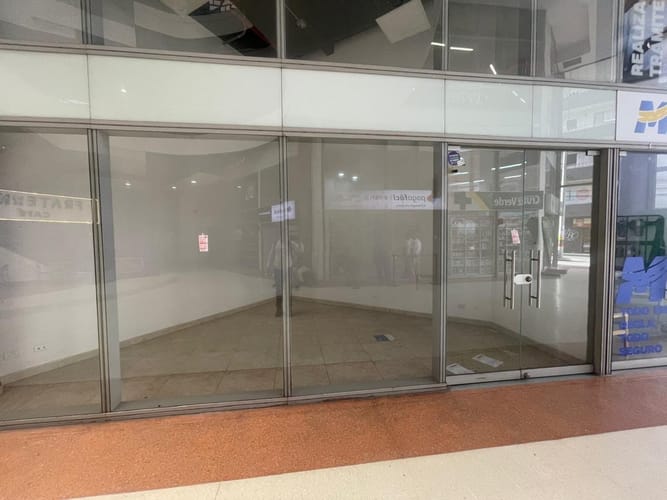 Local en arriendo en Suramérica, Itagüí, 35 m² · foto 2 de 10
