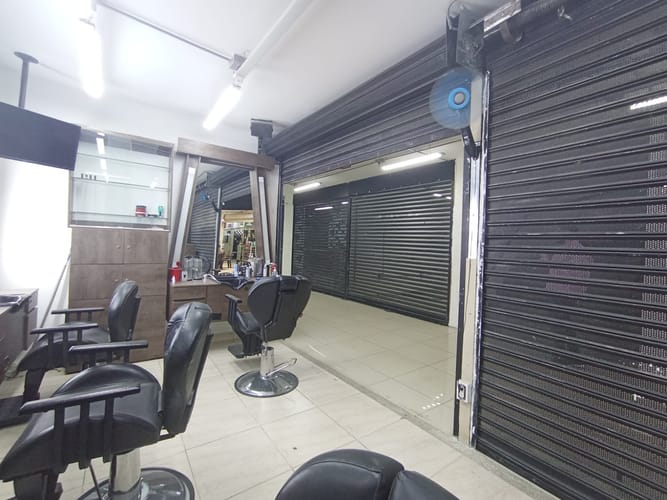 Local en arriendo en La Candelaria, Medellín, 17 m² · foto 10 de 10