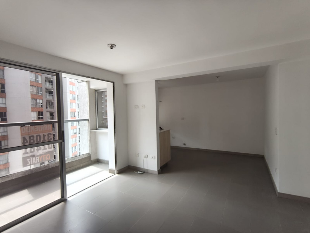Apartamento en arriendo en Belén, Medellín · foto 4 de 13