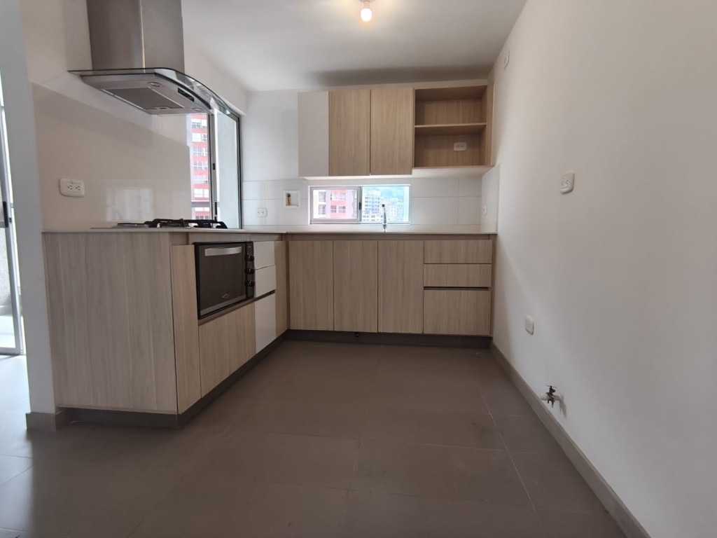 Apartamento en arriendo en Belén, Medellín · foto 6 de 13